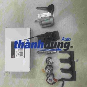 Cụm khóa đề MItsubishi Pajero