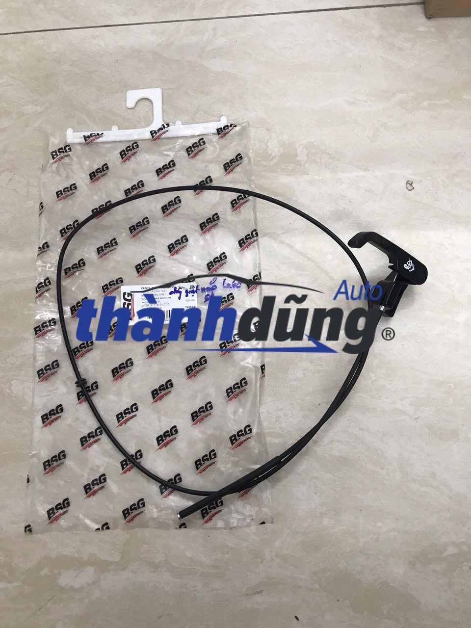 Dây giật nắp capo Mercedes Sprinter