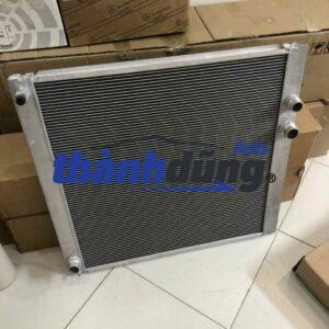 Két nước Land Rover Discovery