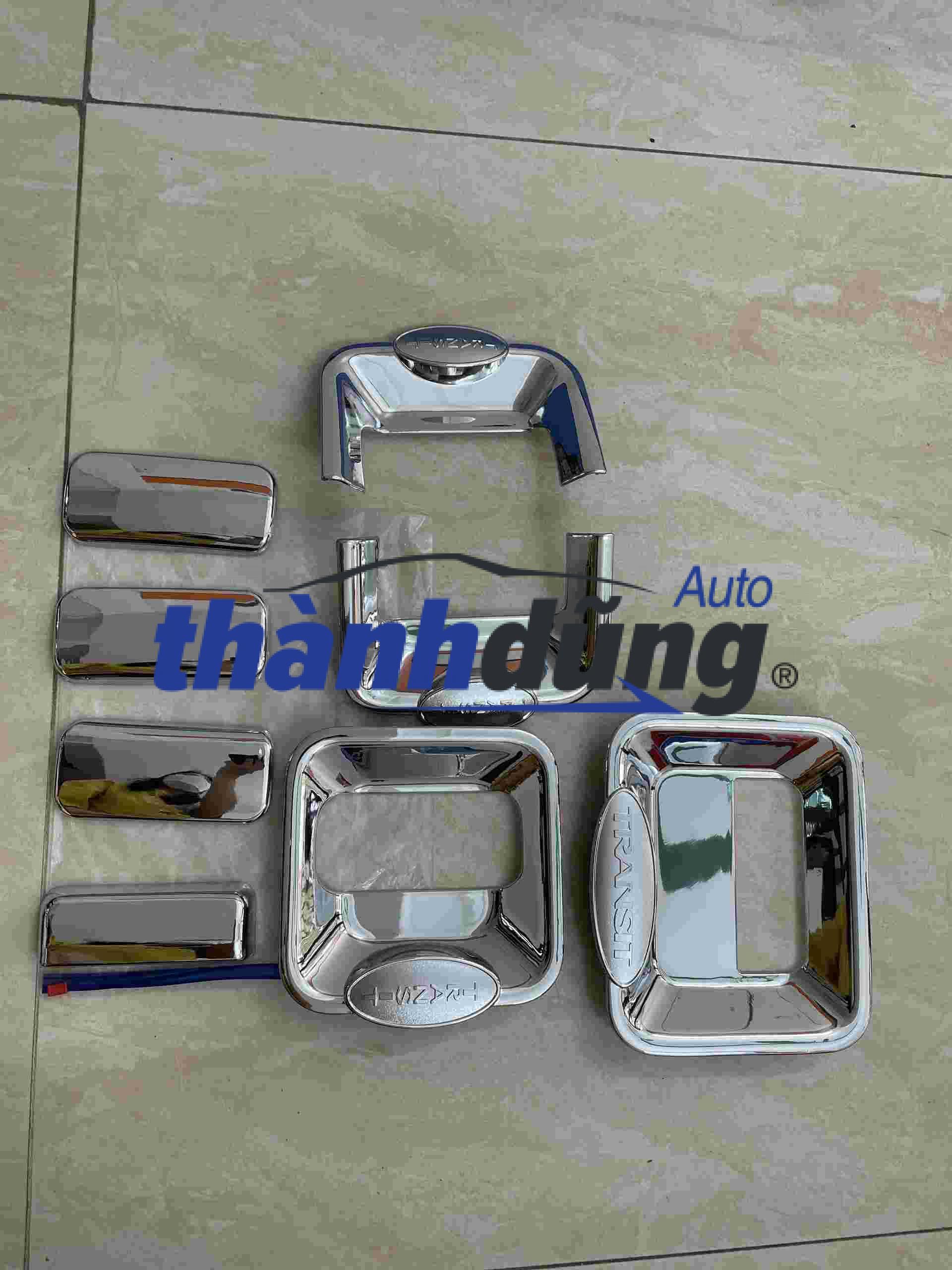 Ốp mạ cửa lùa Ford Transit