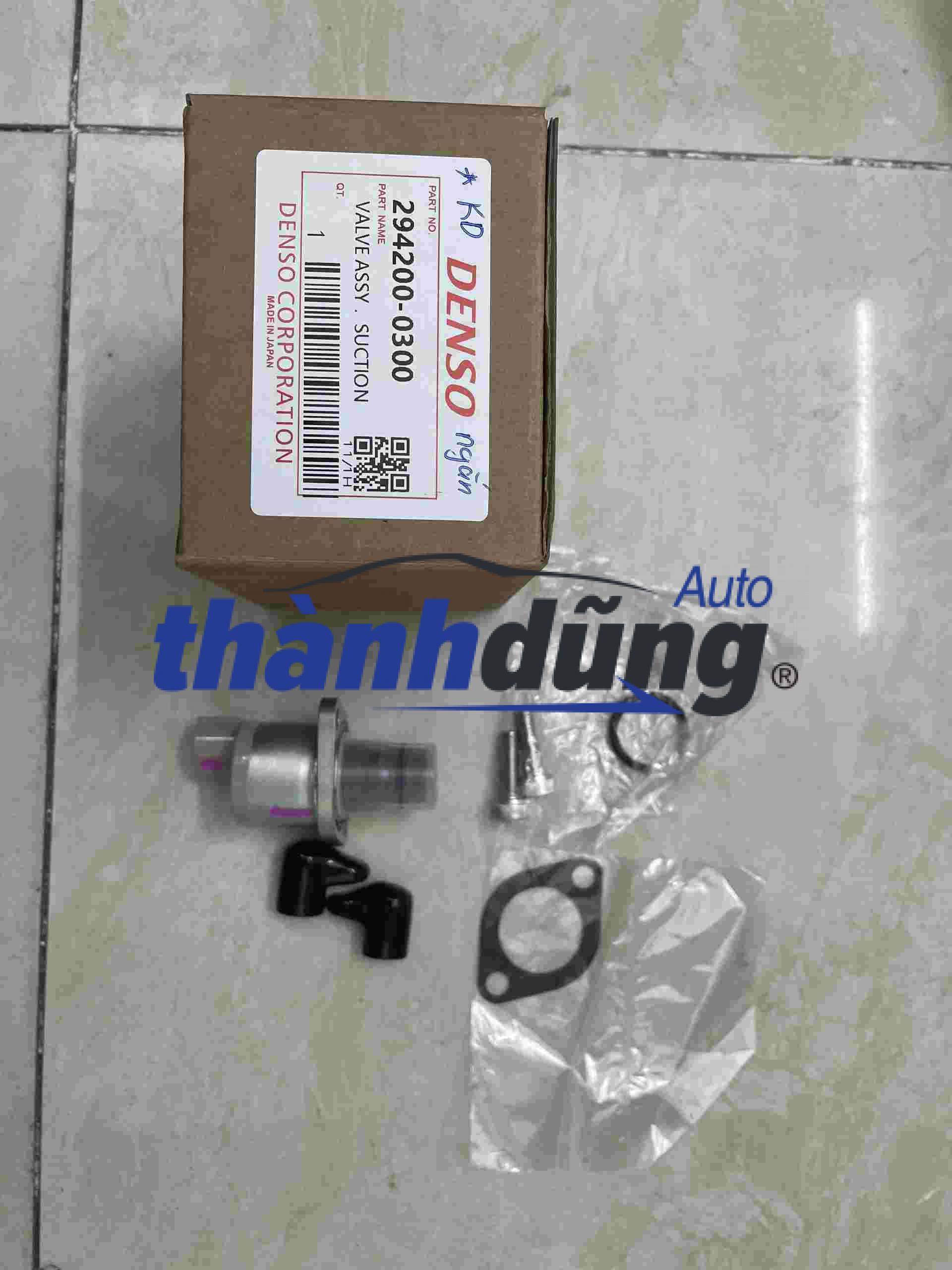 Van đuôi cao áp Toyota Prado