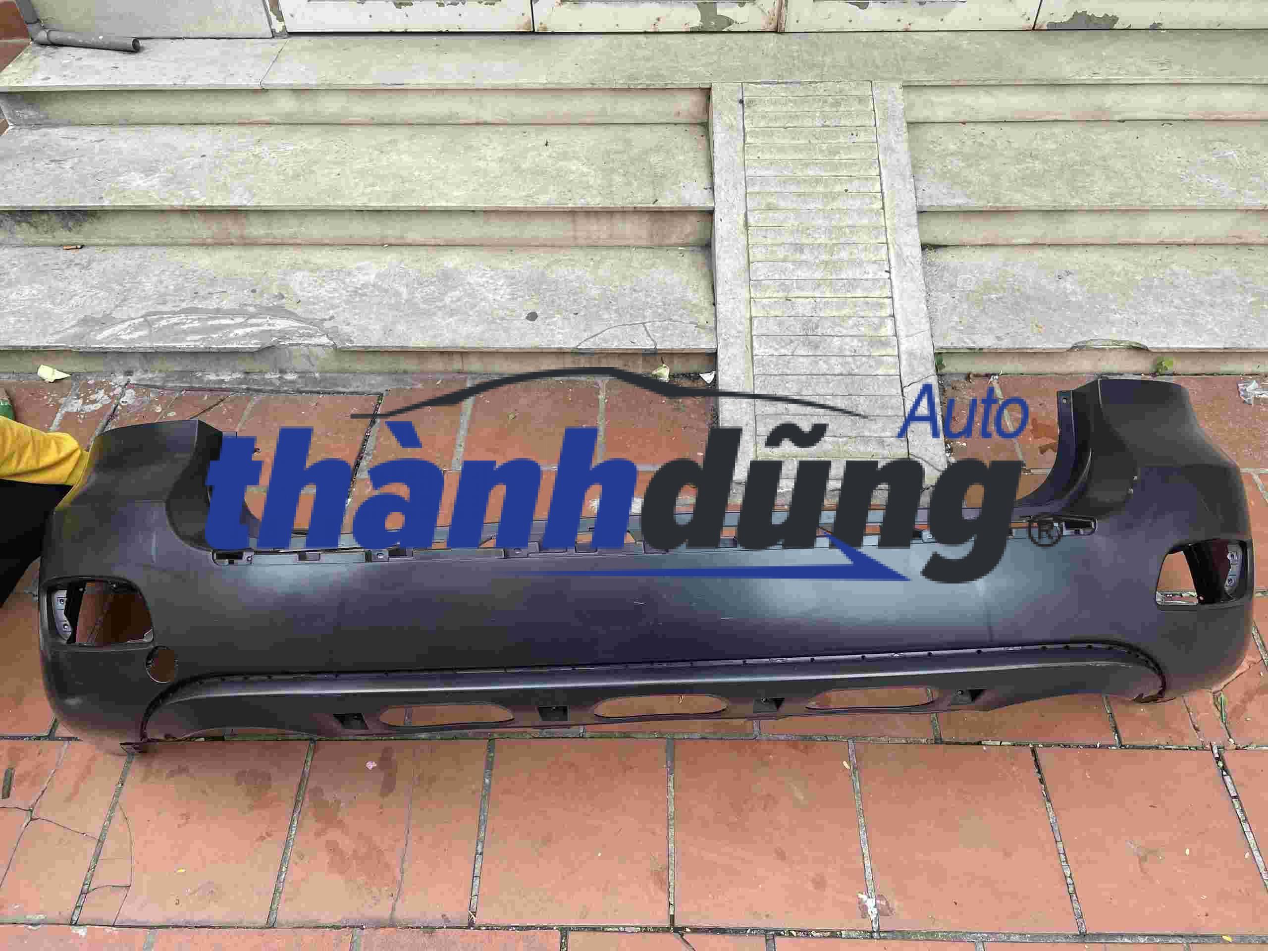 Ba đờ sốc sau Hyundai Santafe