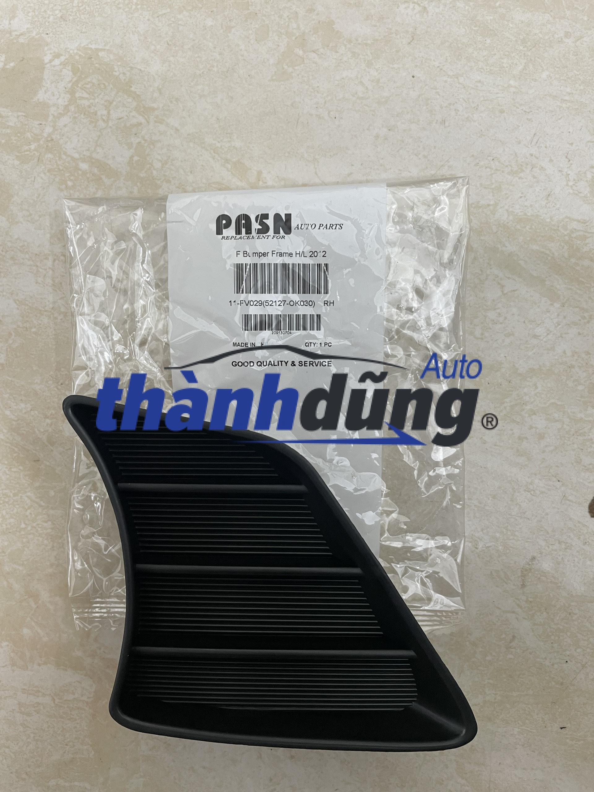 Ốp đèn cản trước Toyota Hillux