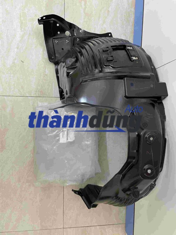 Chắn bùn lòng dè Mitsubishi Xpander