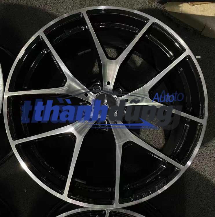 Mâm đúc xe là gì?