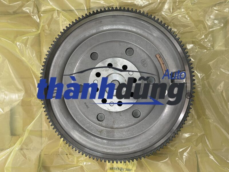 BÁNH ĐÀ CHEVROLET COLORADO 2014