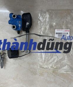 Chia dầu phanh Toyota Innova