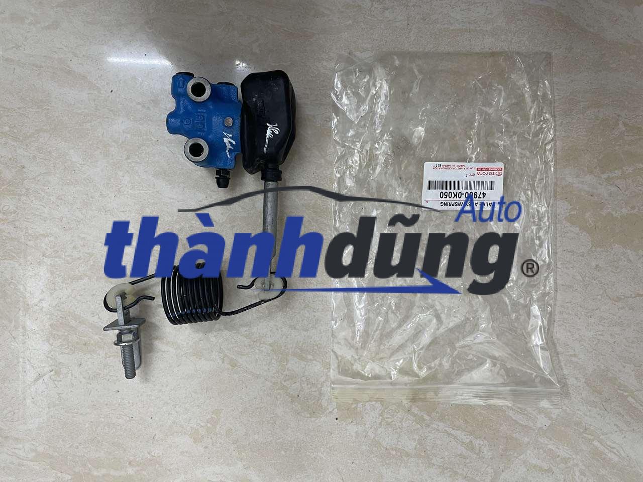 Chia dầu phanh Toyota Innova