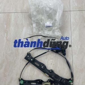 Compa lên kính Ford Everest 2019