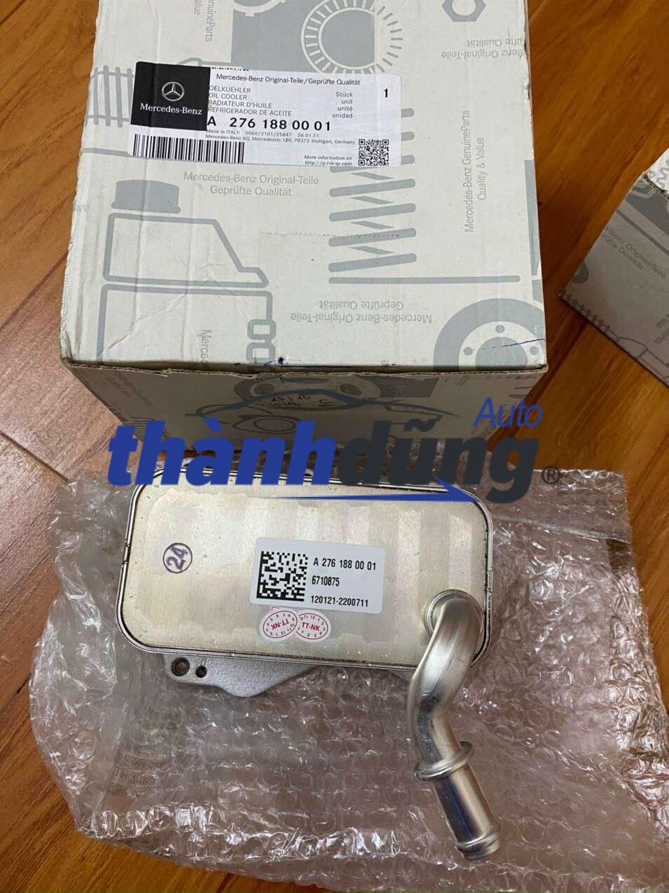 Két sinh hàn Mercedes C300