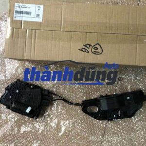 Ổ ngậm khóa cửa sau BMW 750LI