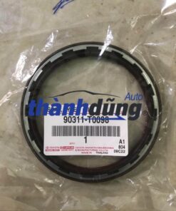 Phớt đuôi trục cơ Toyota Hilux