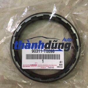 Phớt đuôi trục cơ Toyota Hilux