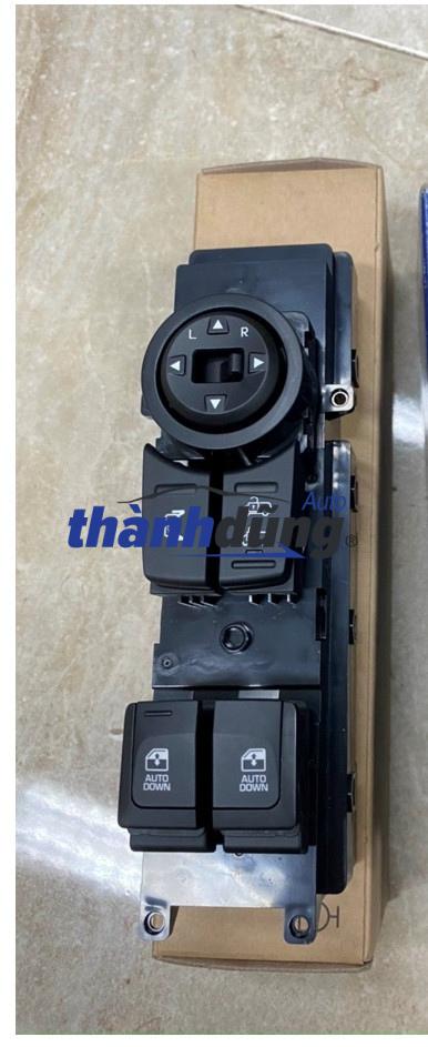 Công tắc lên kính lái Hyundai Solati