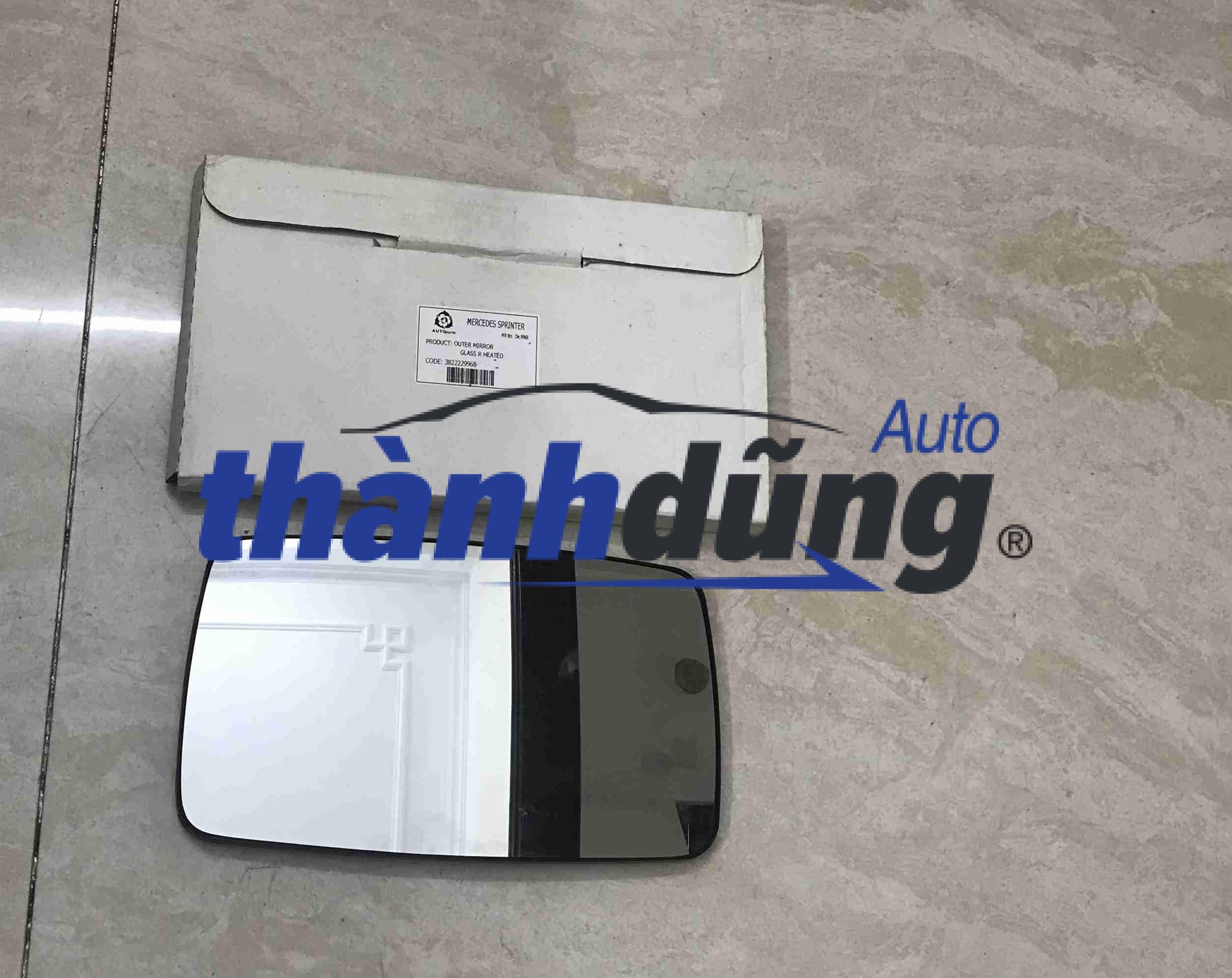 Mặt kính chiếu hậu Mercedes Sprinter