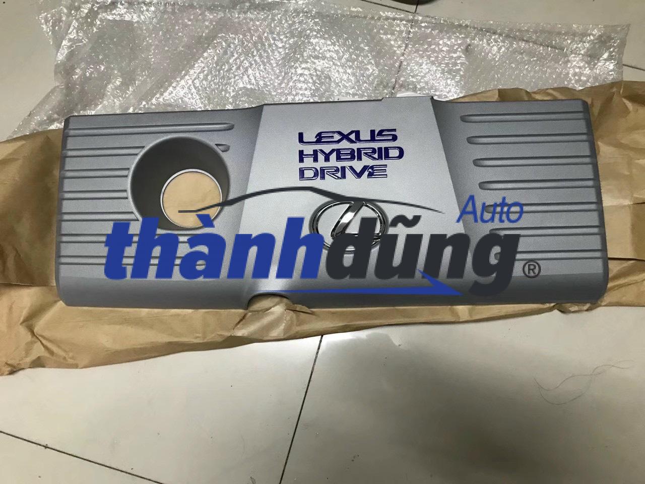 Nắp đậy mặt máy Lexus CT200