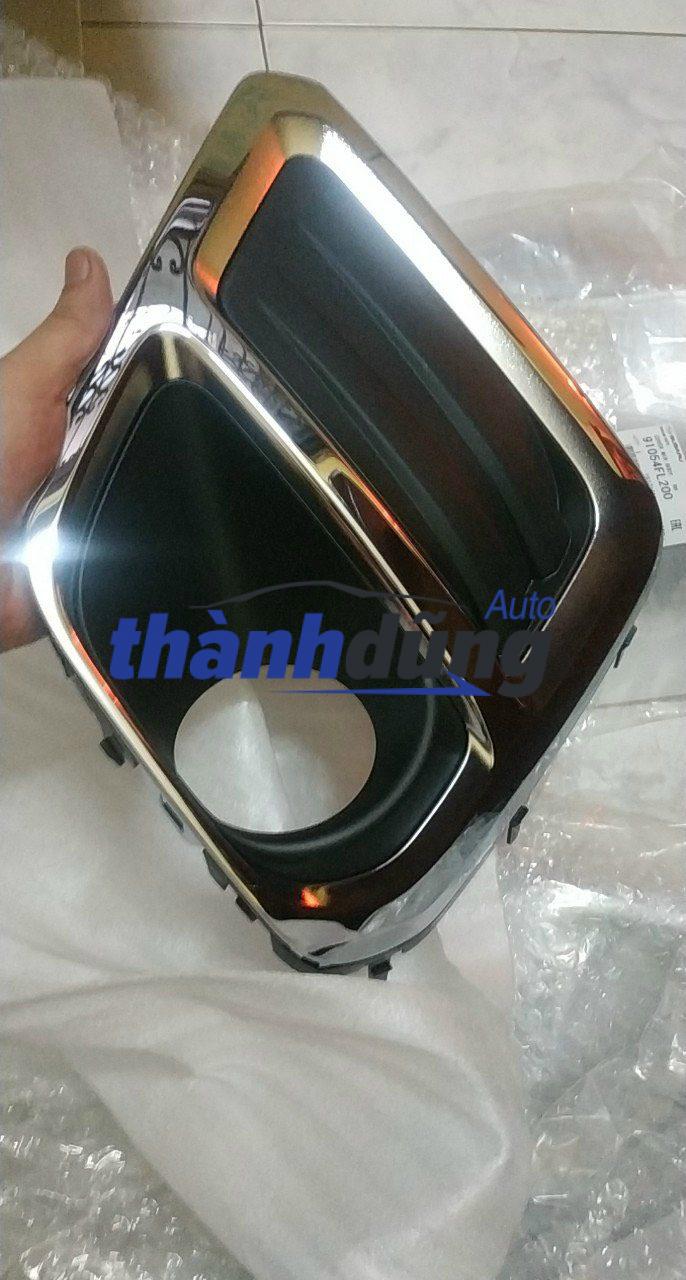 Ốp đèn gầm Subaru Forester