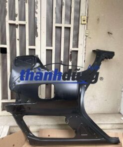 Ốp hông sau Toyota Fortuner