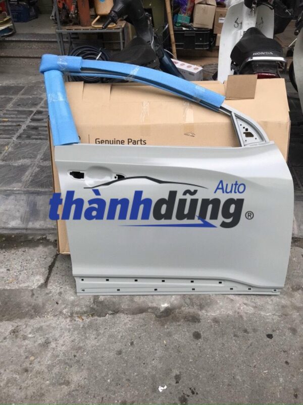 Cánh cửa trước Hyundai Kona