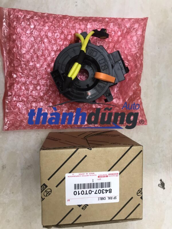 Cáp còi Toyota Highlander