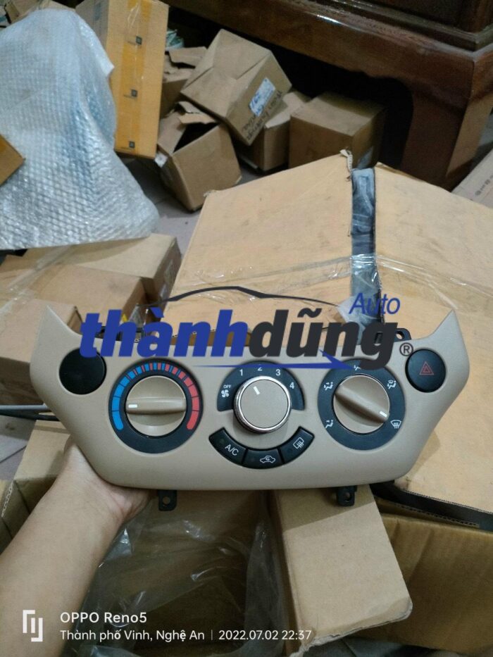 Công tắc điều hòa Daewoo Gentra