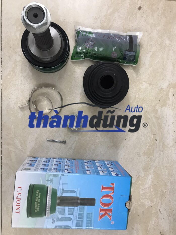 Đầu láp ngoài Toyota Fortuner