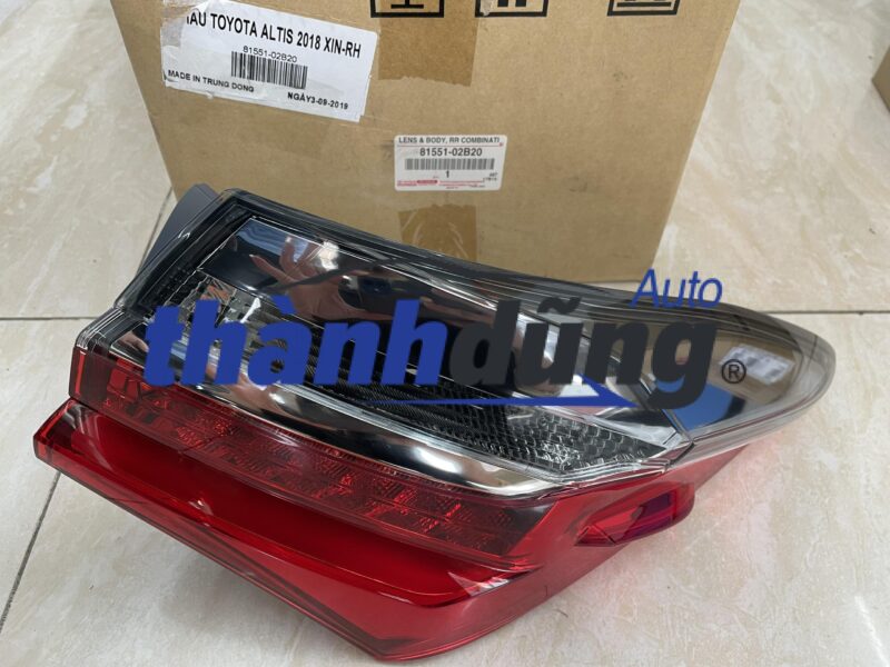 Đèn hậu Toyota Altis