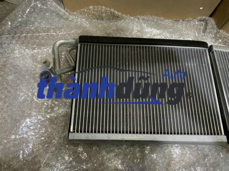 Giàn lạnh Mercedes GLK200