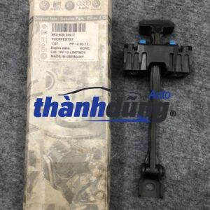 Hạn chế cánh cửa sau Audi A4