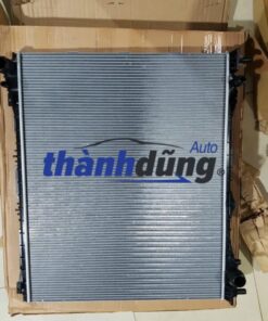 Két nước Range Rover Discovery