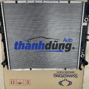 Két nước Ssangyong Stavic