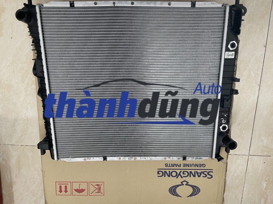 Két nước Ssangyong Stavic