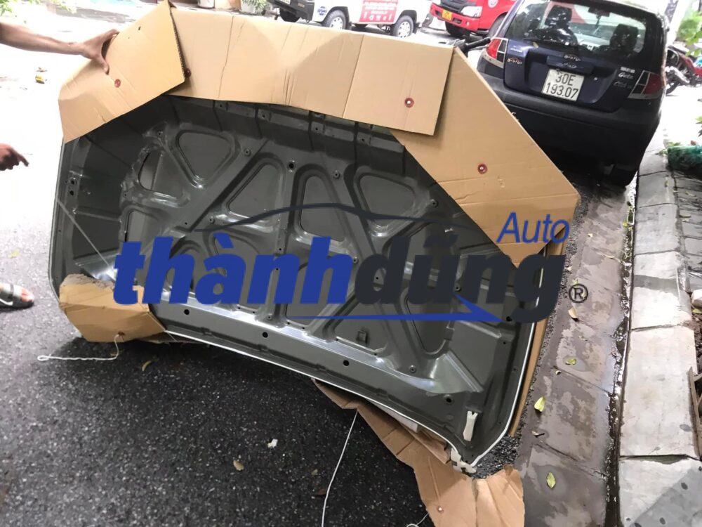 Nắp capo Nissan Navara