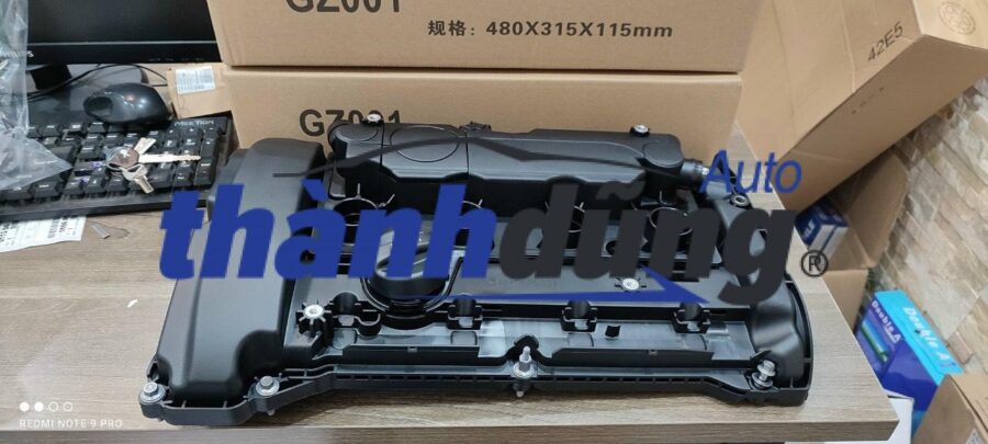 Nắp đậy mặt máy Peugeot 3008