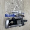 Tay mở cửa trong Hyundai Santafe