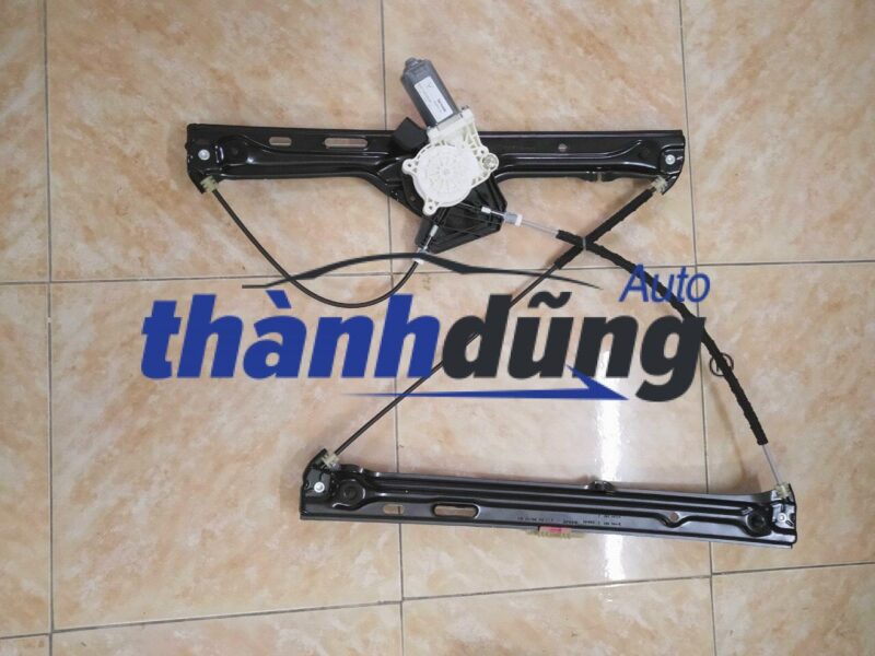 Compa lên kính Vinfast Lux SA