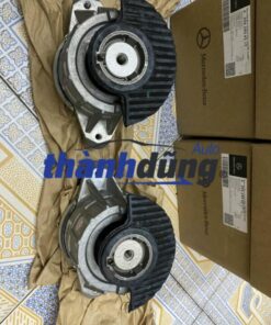 Cao su chân máy Mercedes C250