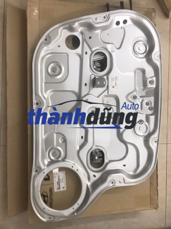 COMPA LÊN KÍNH HYUNDAI AVANTE 2012