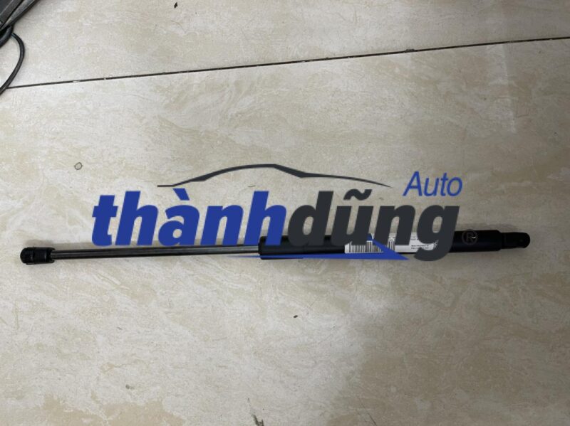 TY CHỐNG CỐP MERCEDES C180