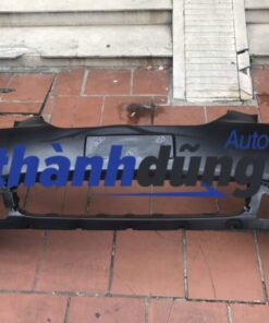 Ba đờ sốc trước Kia Carens