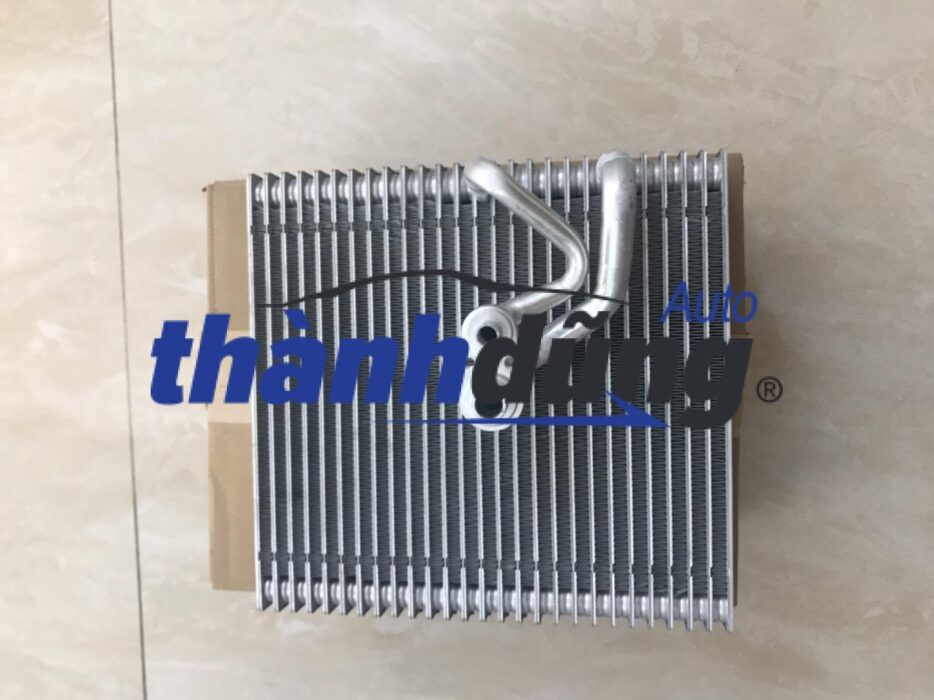 Giàn lạnh Ford Transit