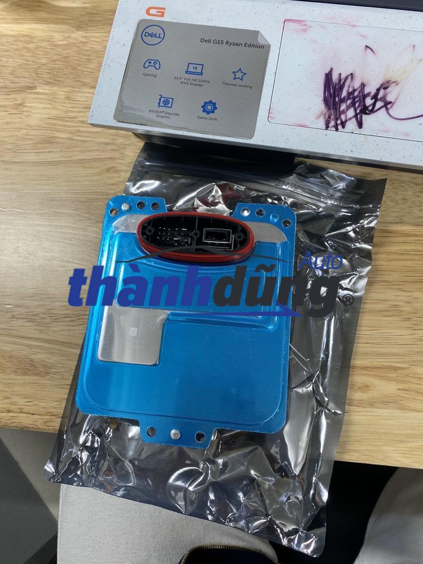 Hộp điều khiển đèn pha Mercedes E300