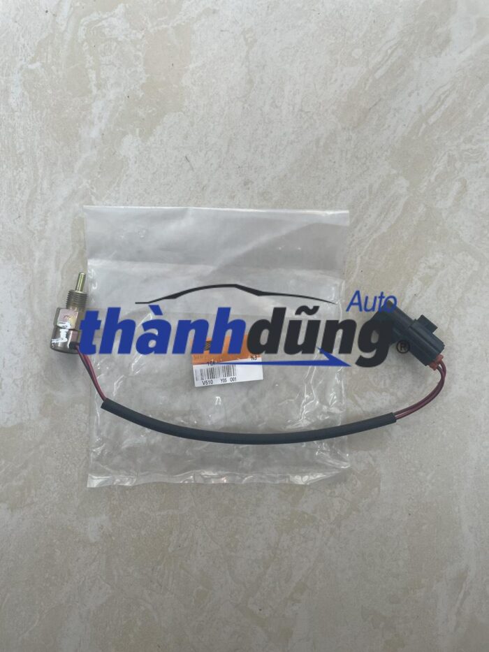 Công tắc báo lùi Mitsubishi L200