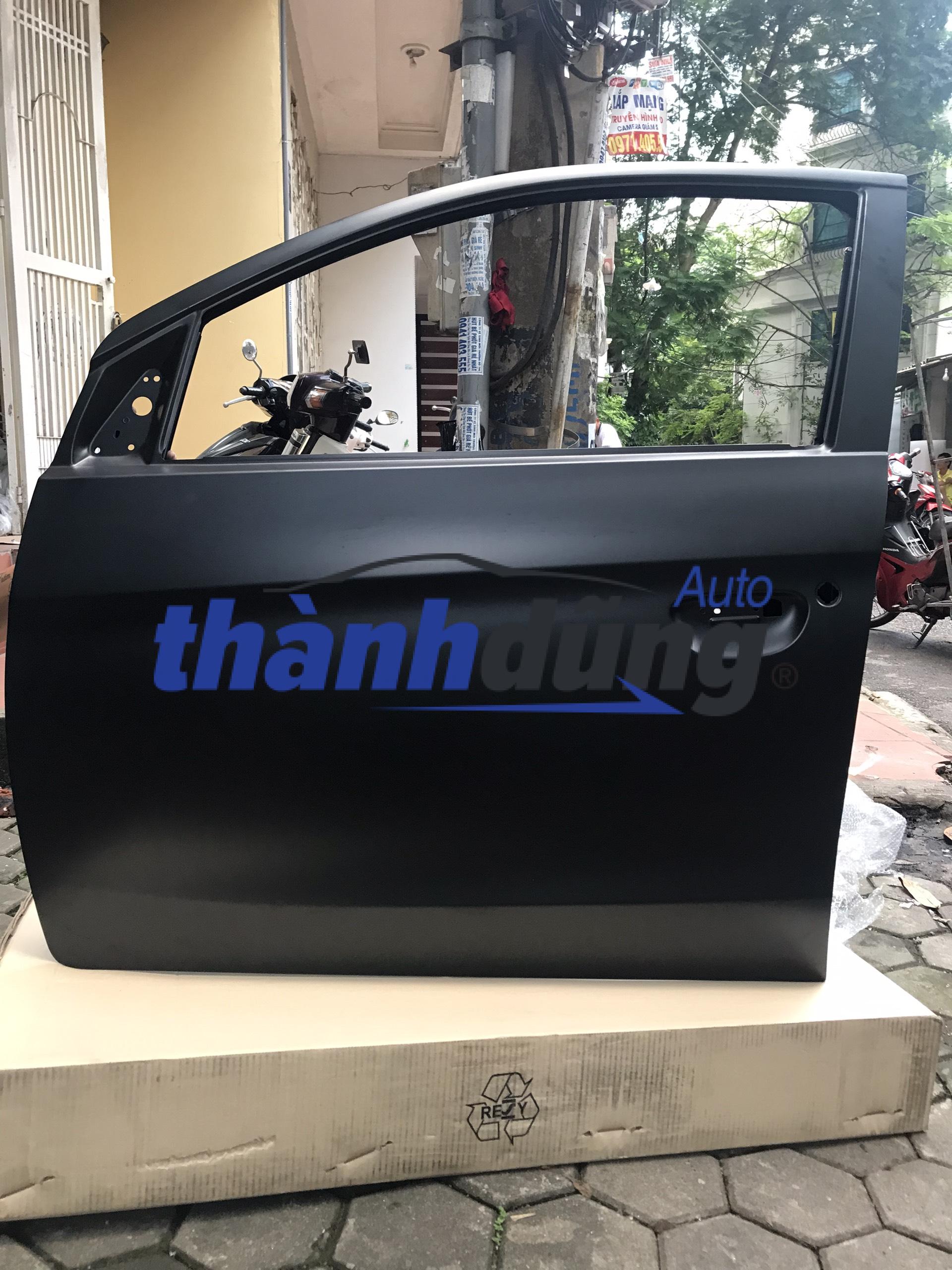 Cánh cửa Mitsubishi Xpander