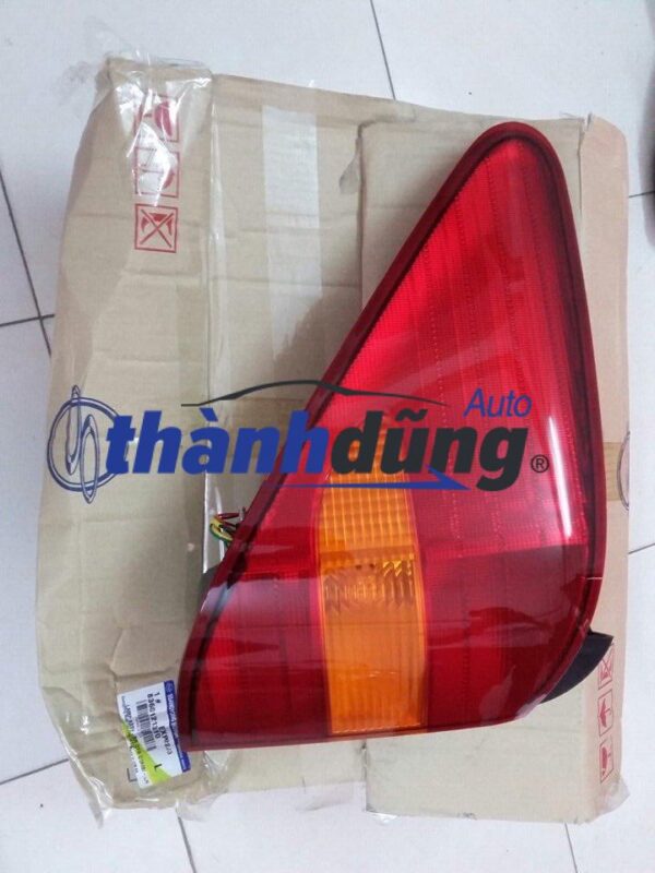 Cụm đèn hậu Ssangyong Stavic