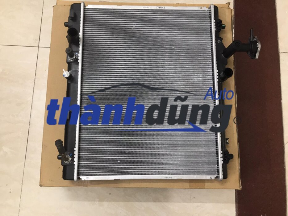 Két nước làm mát Suzuki Ertiga