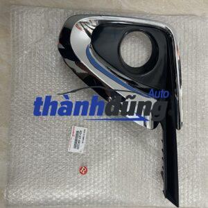 ỐP ĐÈN GẦM TOYOTA FORTUNER 2016