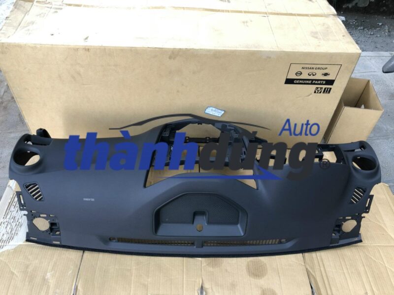 Bảng táp lô Nissan Navara