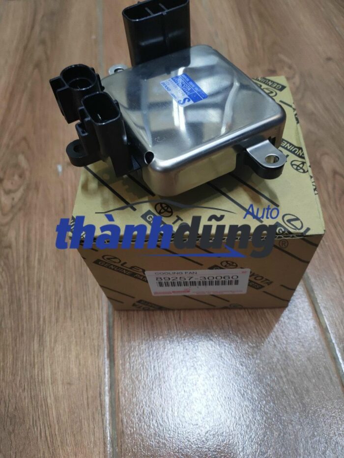 Trở quạt gió két nước Lexus GS430