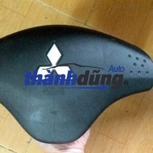 Túi khí vô lăng Mitsubishi Triton